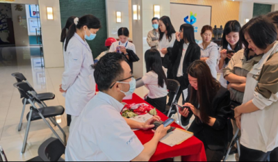 把脉问诊送健康，暖心服务进企业——合肥金年会体育官方网站携手广瑞医疗开展“健康进企业”义诊活动